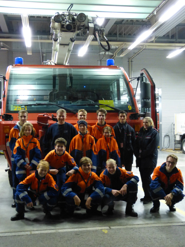 Besuch bei der Flughafenfeuerwehr